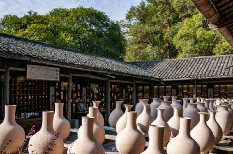 Nhập lọ hoa Trung Quốc